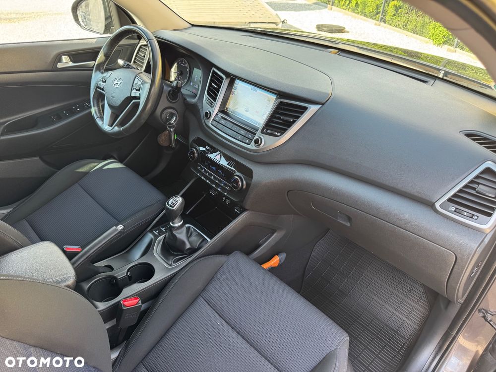 Hyundai Tucson blue 1.6 GDi 2WD Trend - 32