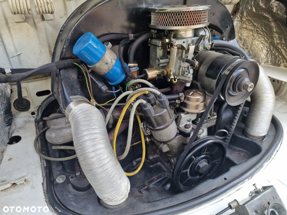 Volkswagen Karmann Ghia - 30