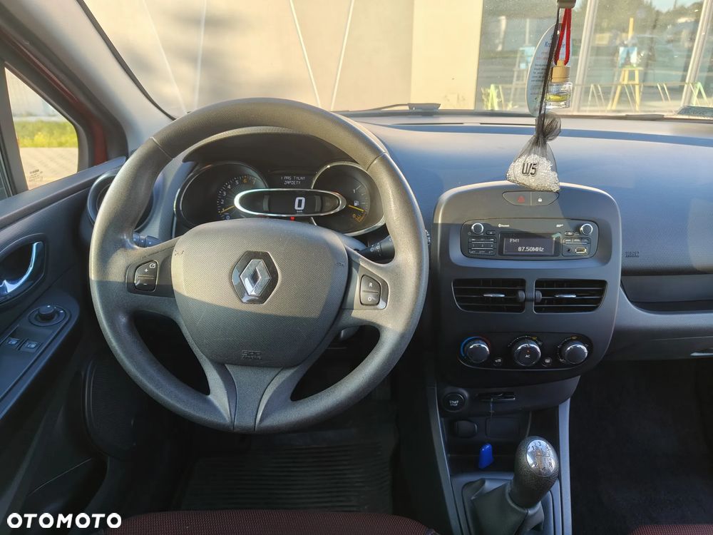 Renault Clio 1.2 16V Life - 10