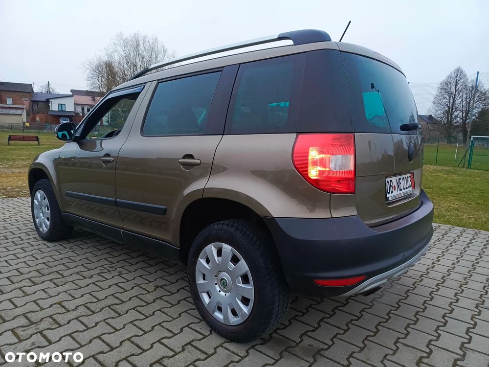 Skoda Yeti 1.2 TSI FAMILY - 8