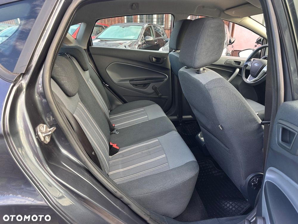 Ford Fiesta - 7