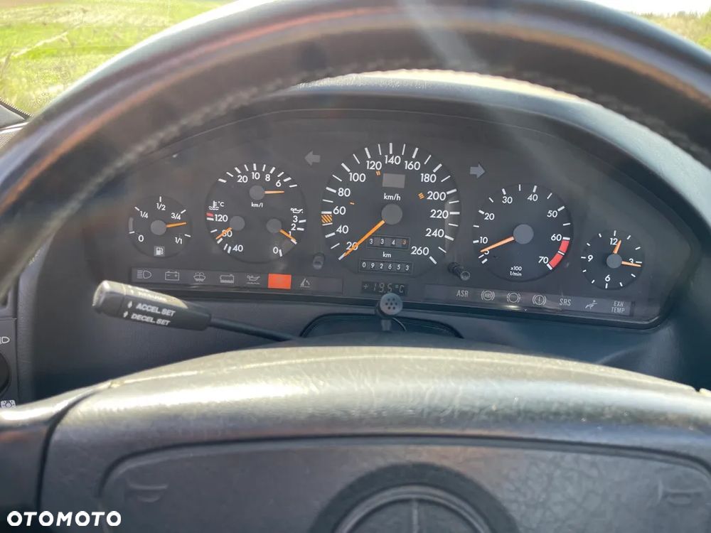 Mercedes-Benz SL 500 - 23