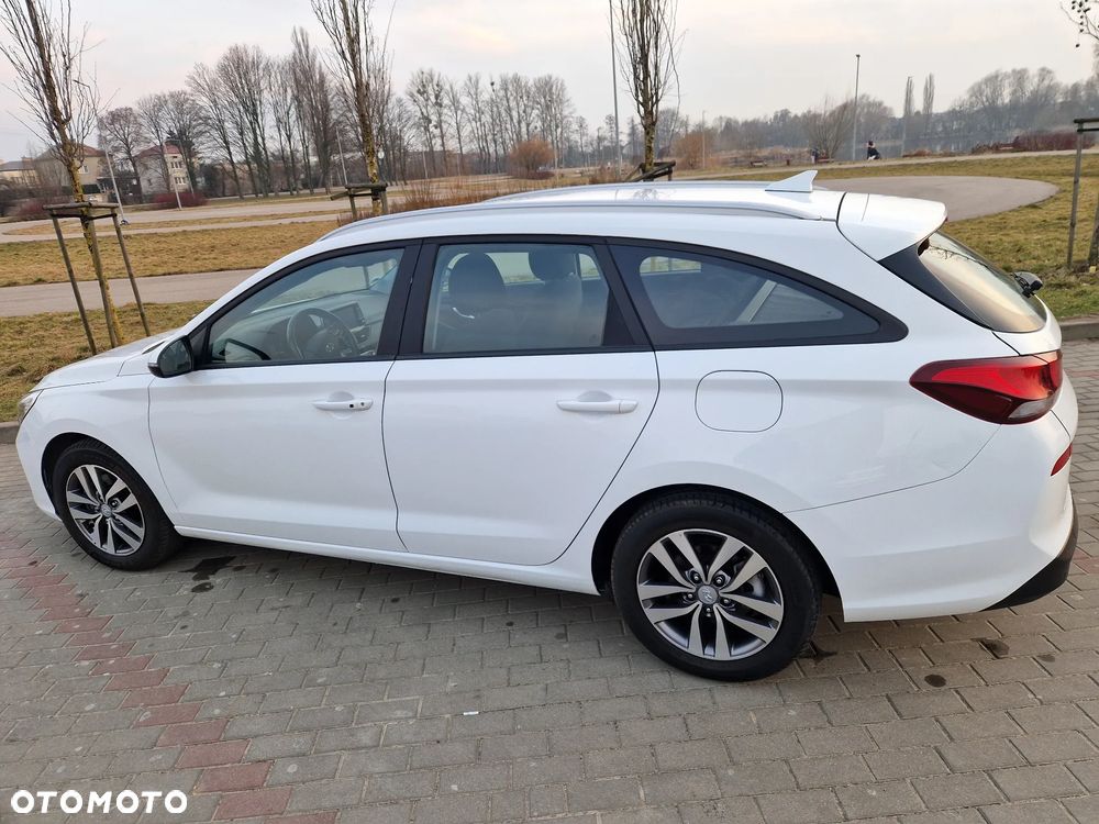 Hyundai i30 1.6 CRDI DCT EDITION 30 - 3
