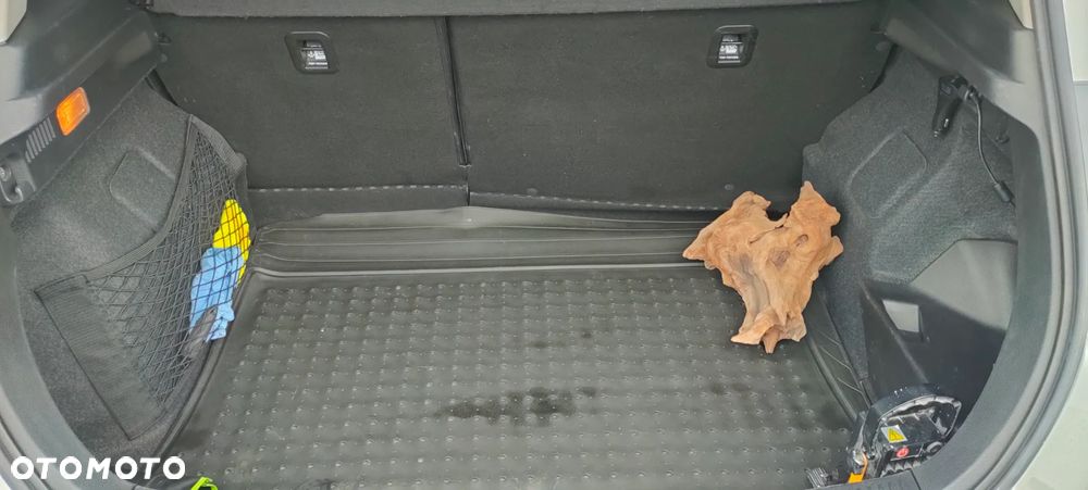 Toyota Auris - 15