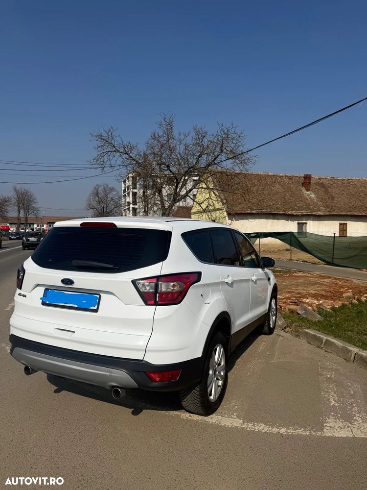 Ford Kuga - 6
