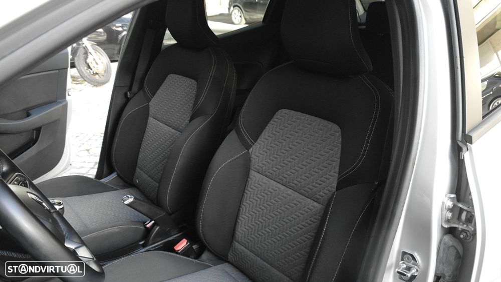 Renault Clio 1.0 TCe Limited - 36