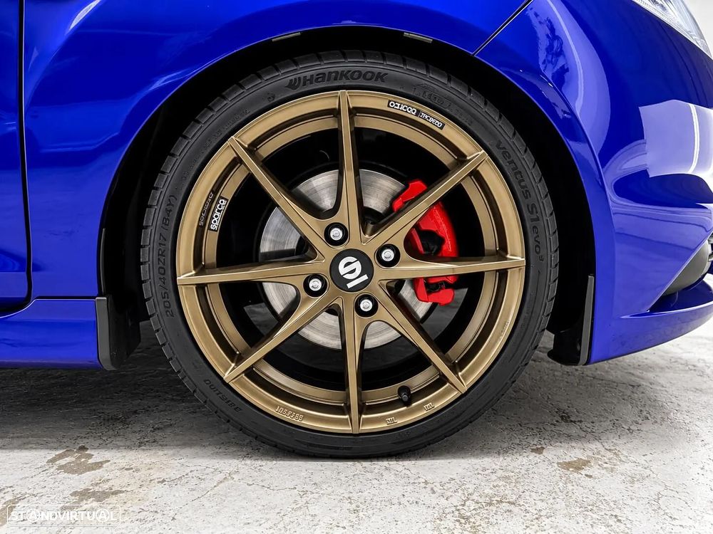 Ford Fiesta 1.6 EcoBoost c/ Pack Pele Desportiva ST - 7