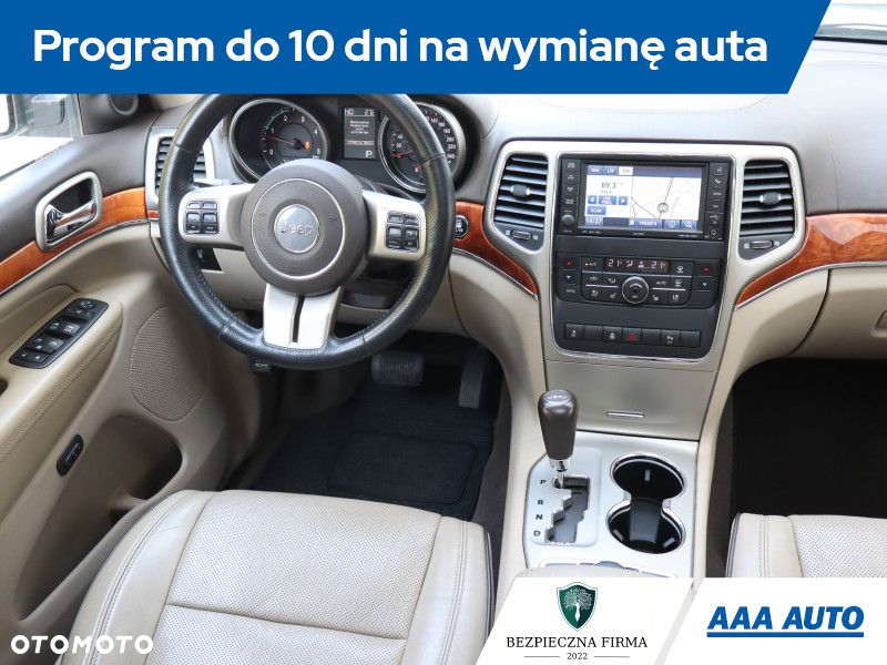 Jeep Grand Cherokee - 8