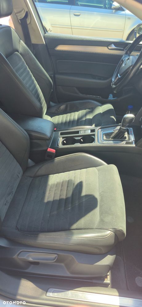 Volkswagen Passat 2.0 TDI Bi-Turbo BMT 4Mot Highline DSG - 7