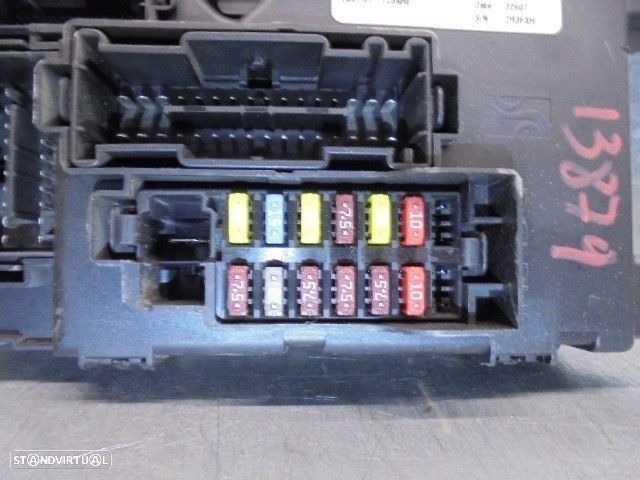 CAIXA RELÉS / FUSÍVEIS OPEL CORSA D 2007 -13265078 - 4