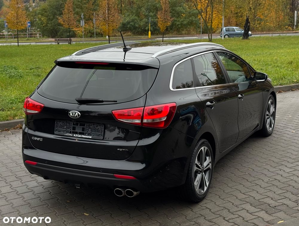Kia Ceed Cee'd 1.6 CRDi GT Line - 4