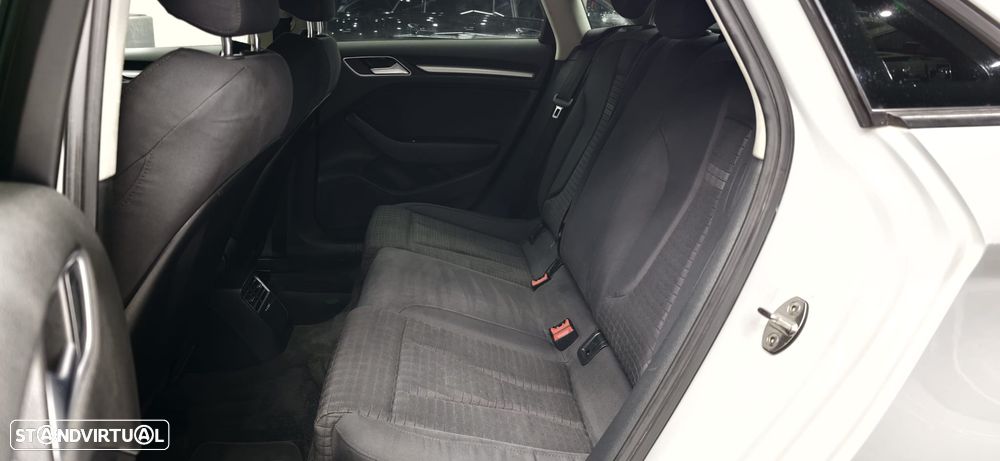 Audi A3 Limousine 2.0 TDI S-line S tronic - 29