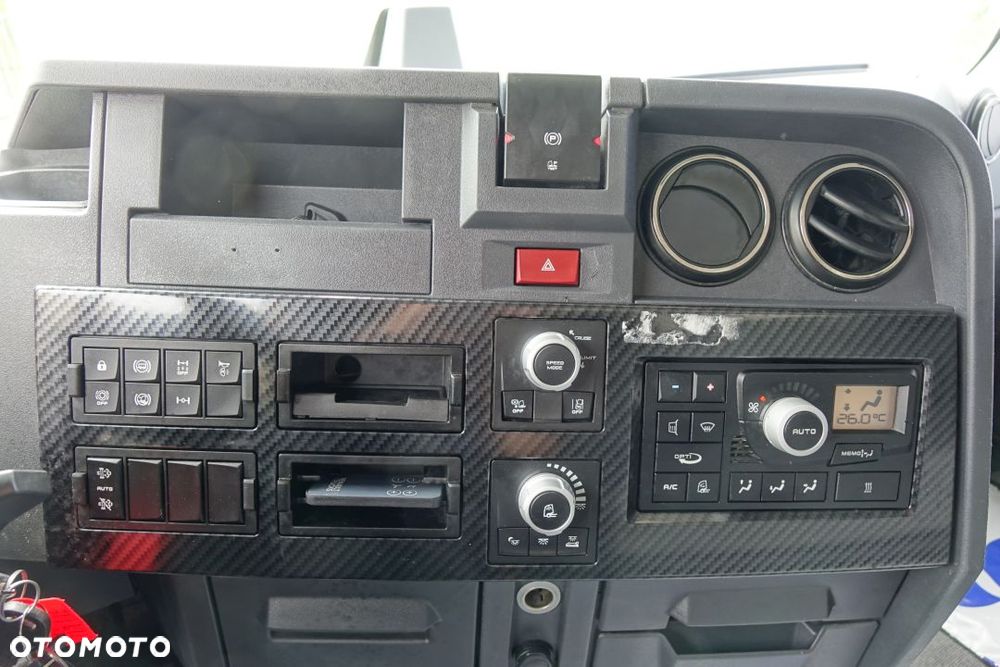 Renault GAMA T HIGH 480 DTI13 / EURO 6 / STANDARD / AUTOMAT / KLIMATYZACJA POSTOJOWA / 2 ZBIORNIKI PALIWA - 28