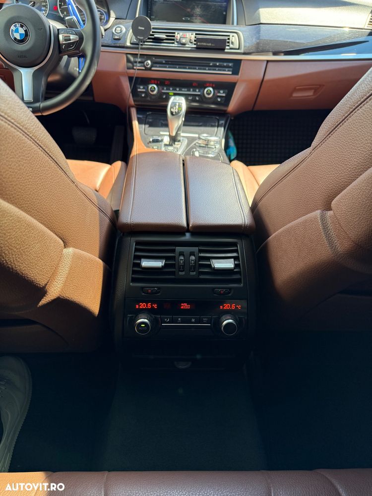 BMW Seria 5 530d xDrive AT - 15
