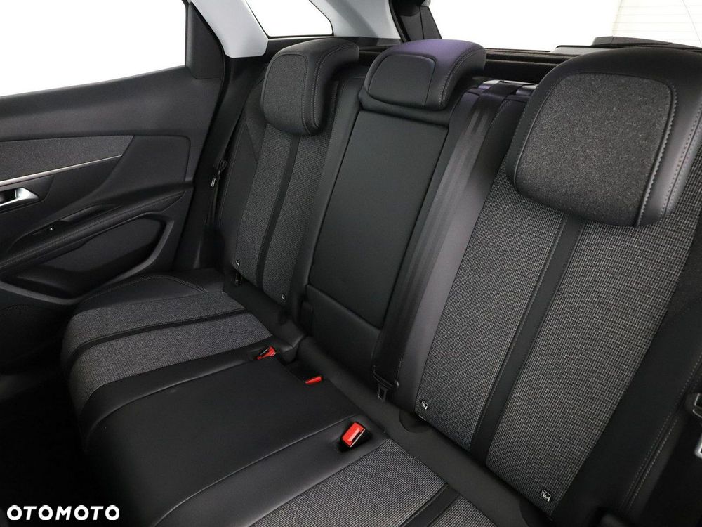 Peugeot 3008 PureTech 130 Stop & Start GPF EAT8 Allure Business-Paket - 18