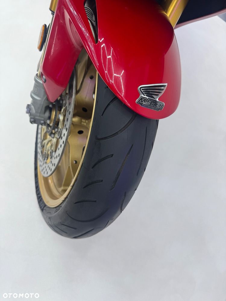 Honda CBR - 9