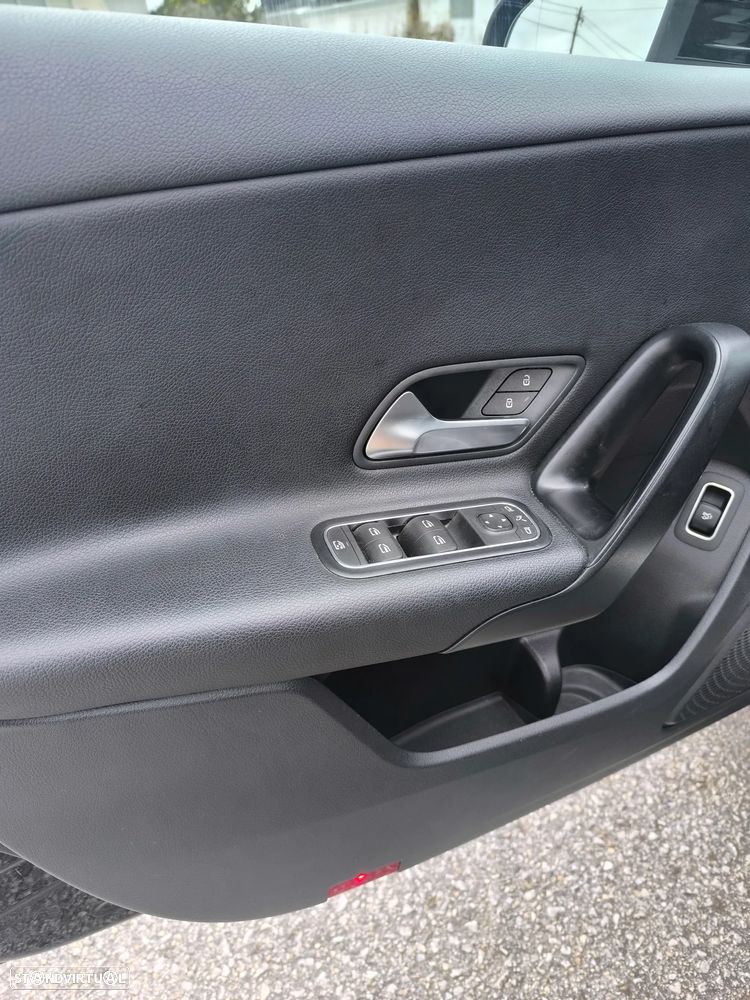 Mercedes-Benz A 180 Limousine d Progressive - 18