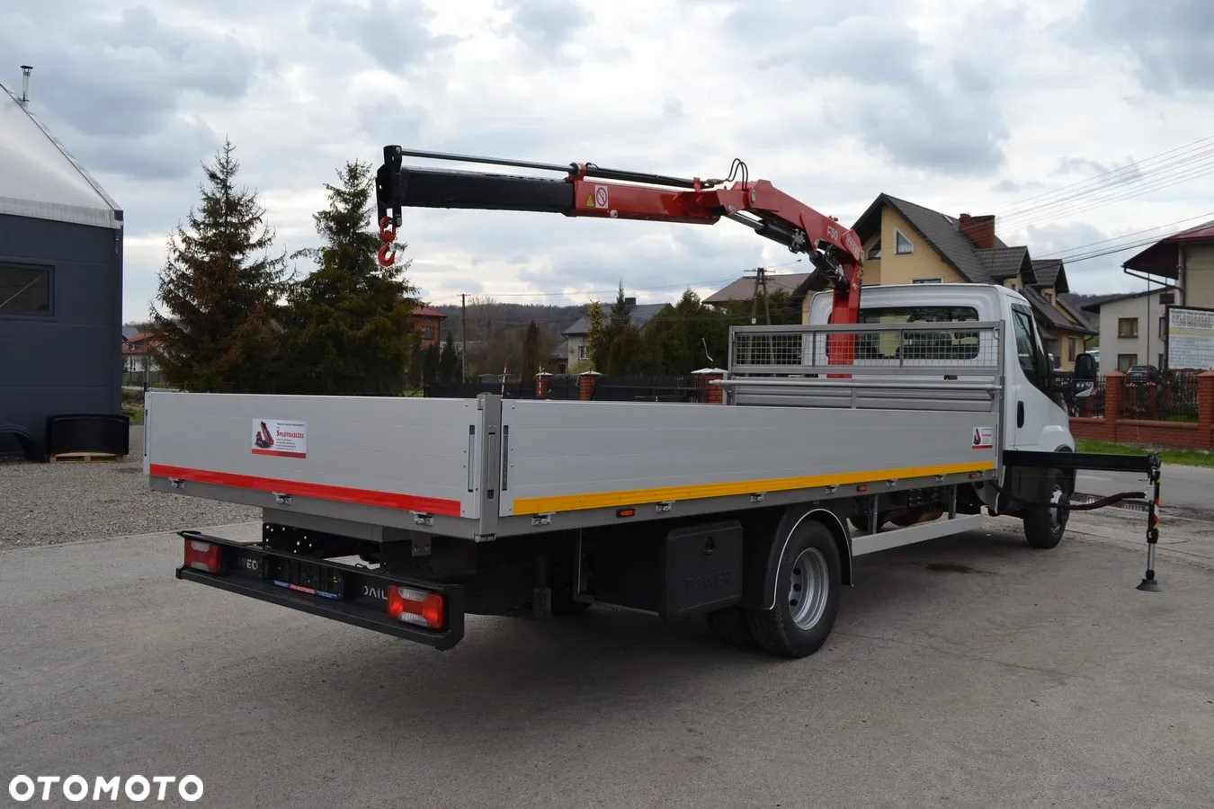 Iveco DAILY 72-180 Nowy żuraw HDS Fassi F40 HC 43A2 F50 Nowa skrzynia ładunkowa 72C18 70C18 65C - 13