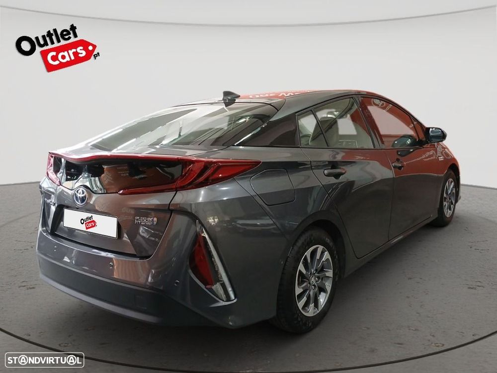 Toyota Prius - 8