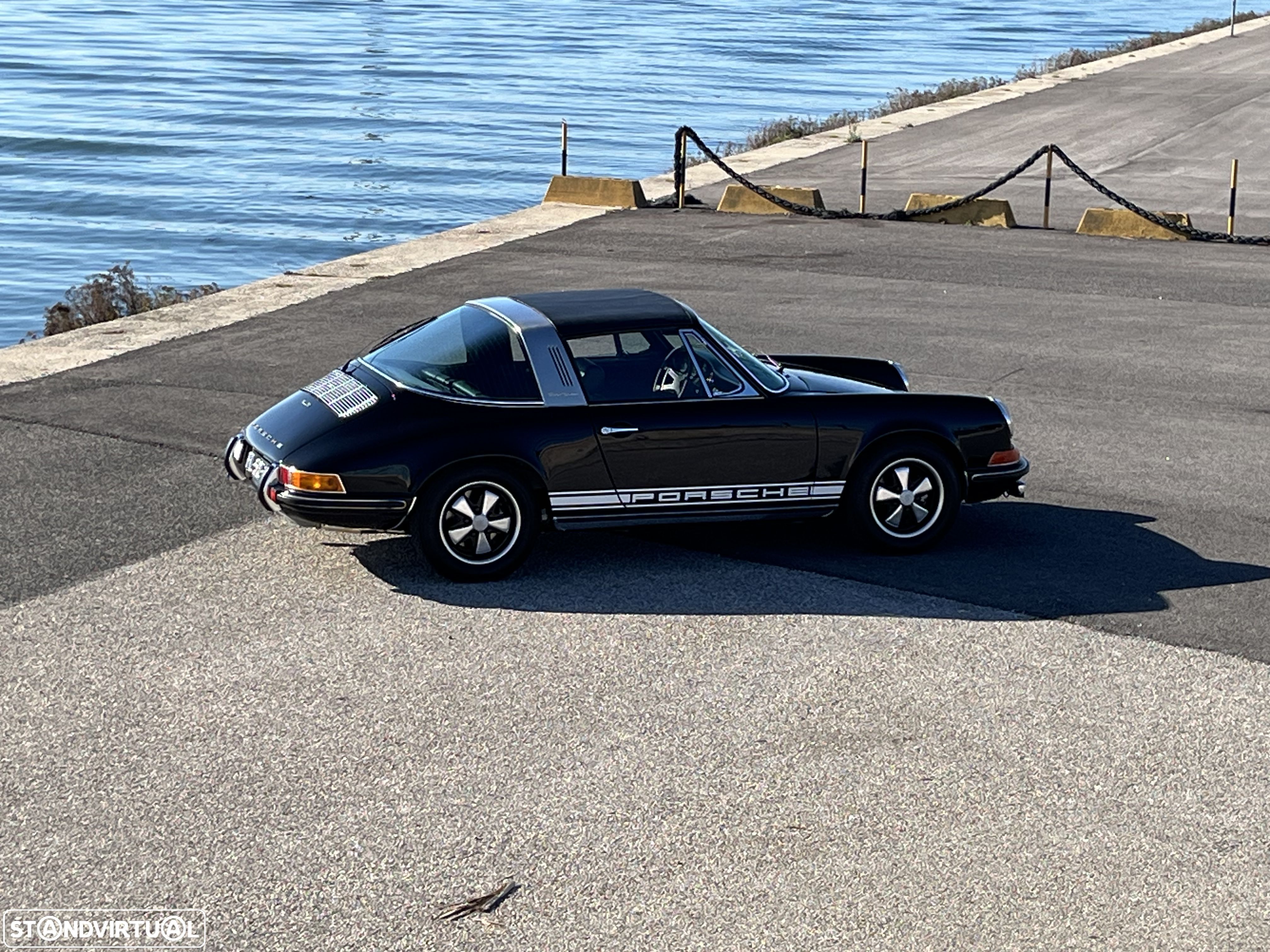 Porsche 911 Série F - 1