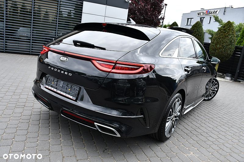 Kia ProCeed 1.4 T-GDI DCT7 OPF GT LINE - 4