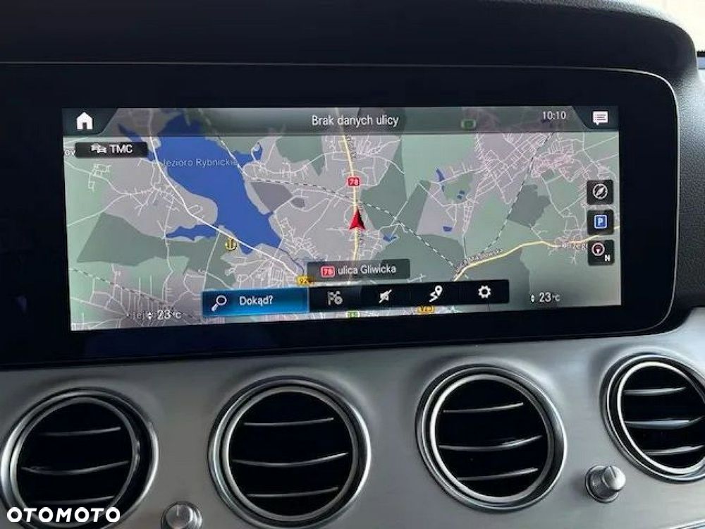 Mercedes-Benz Klasa E - 32