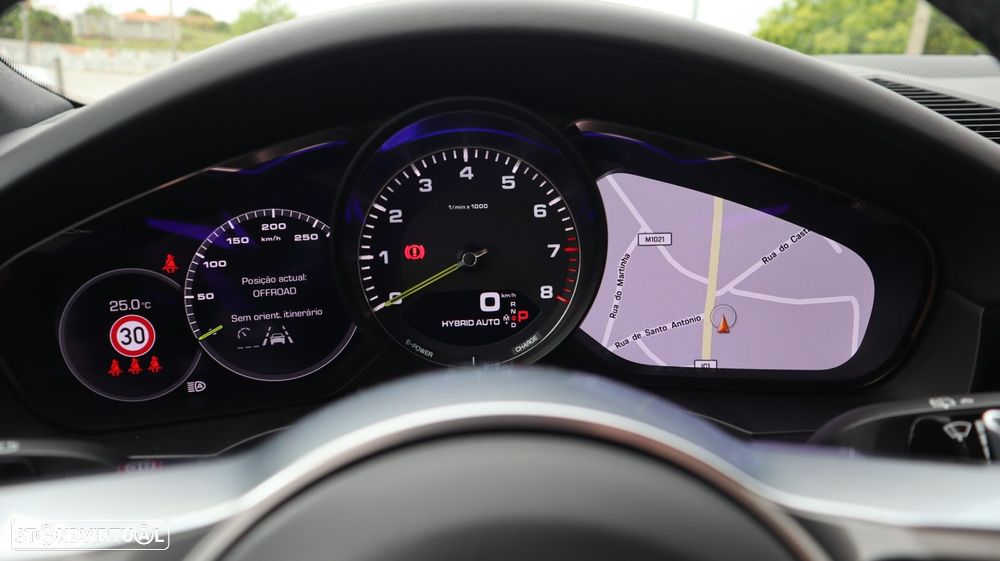 Porsche Cayenne E-Hybrid - 37