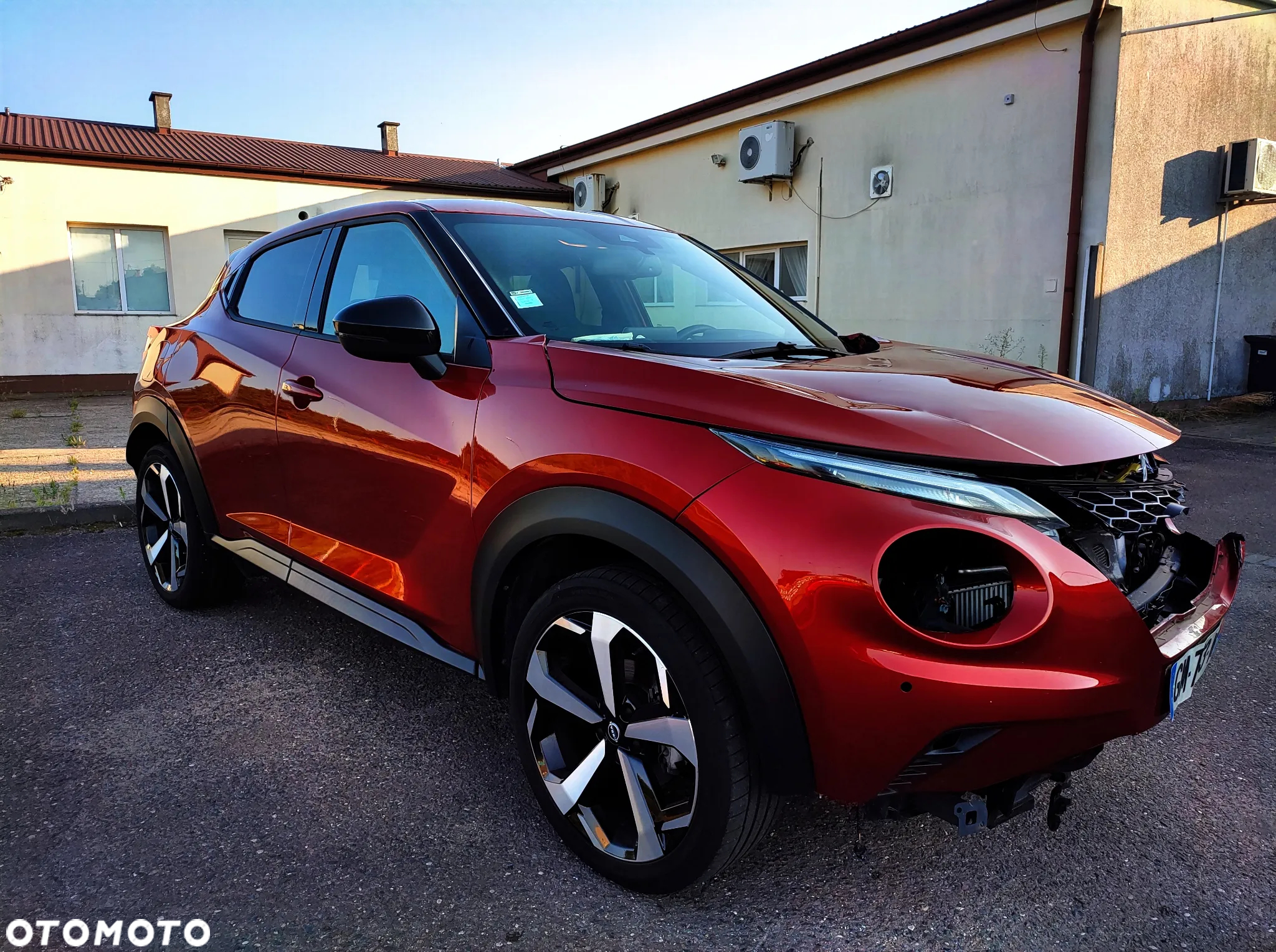 Nissan Juke 1.0 DIG-T DCT Tekna - 3