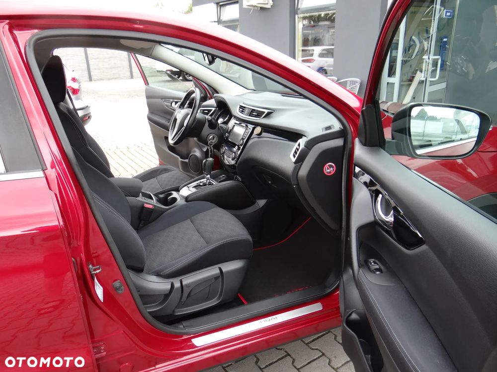 Nissan Qashqai 1.2 DIG-T Tekna Xtronic EU6 - 34