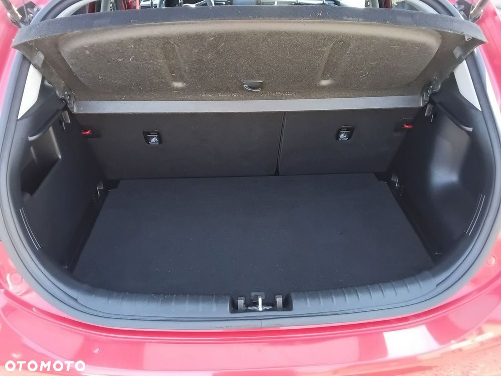Kia Rio - 30
