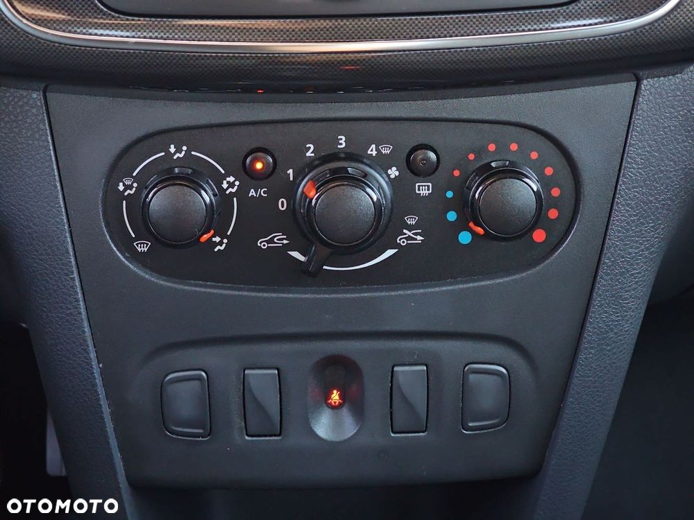 Dacia Sandero - 22
