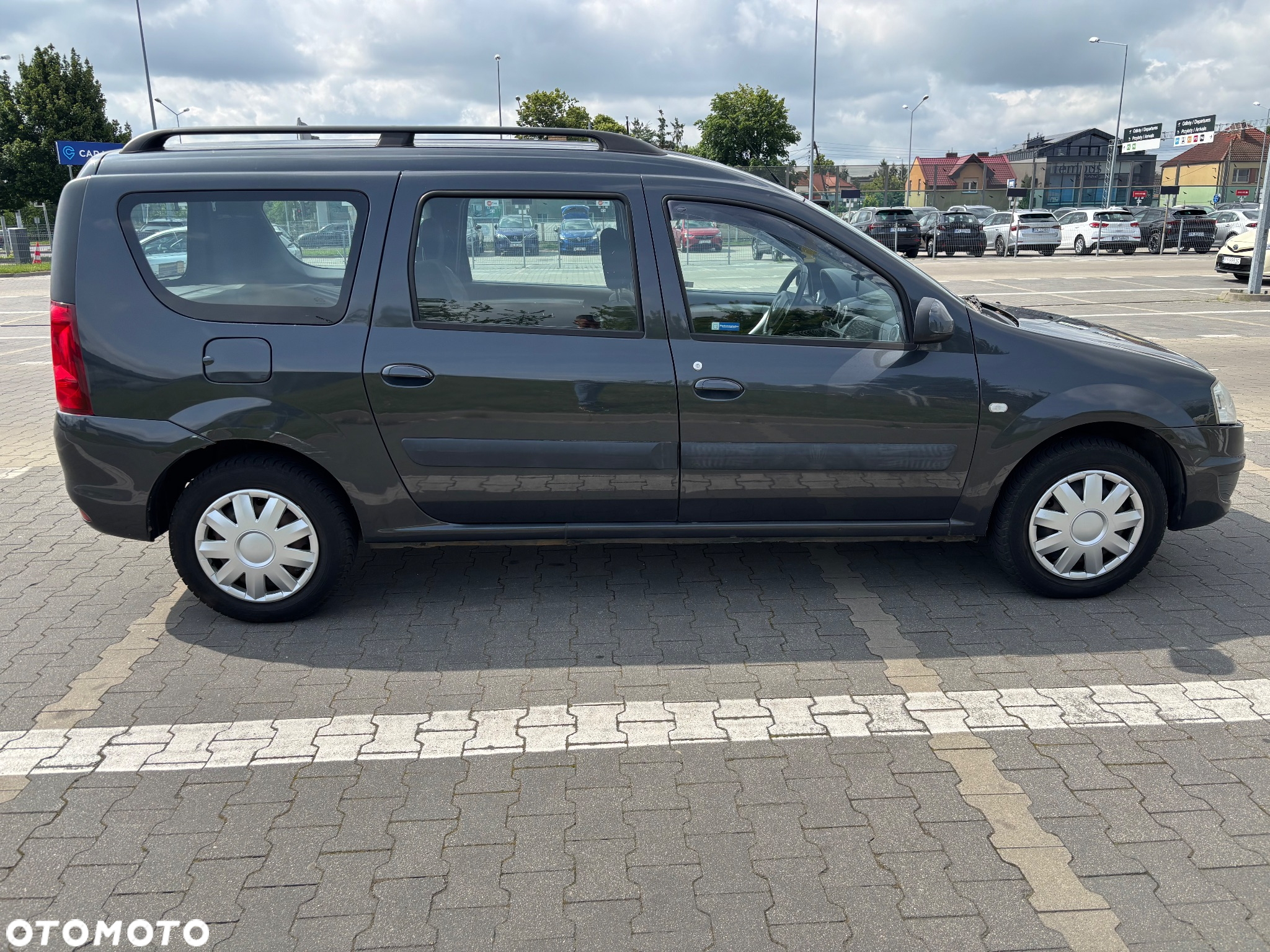 Dacia Logan MCV 1.5 dCi Laureate - 4