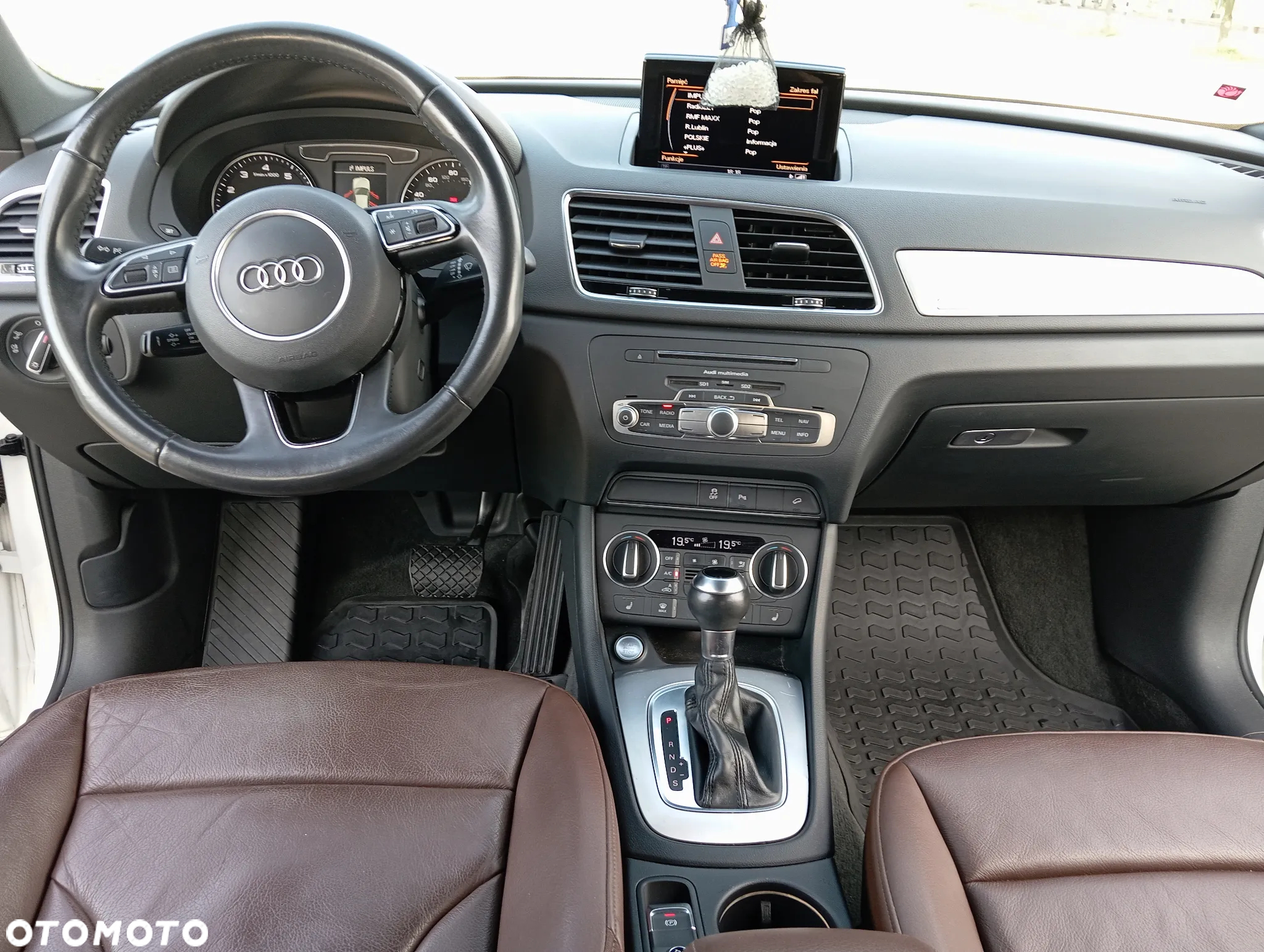 Audi Q3 2.0 TFSI quattro S tronic - 21
