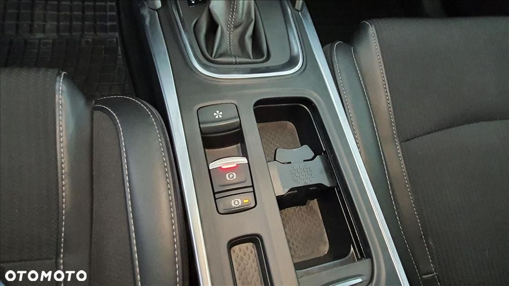Renault Megane 1.5 Blue dCi Techno EDC - 13