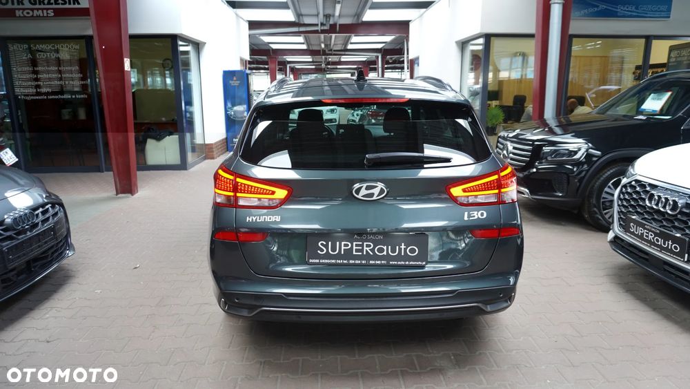 Hyundai i30 1.5 T-GDI 48V Smart Plus DCT - 12