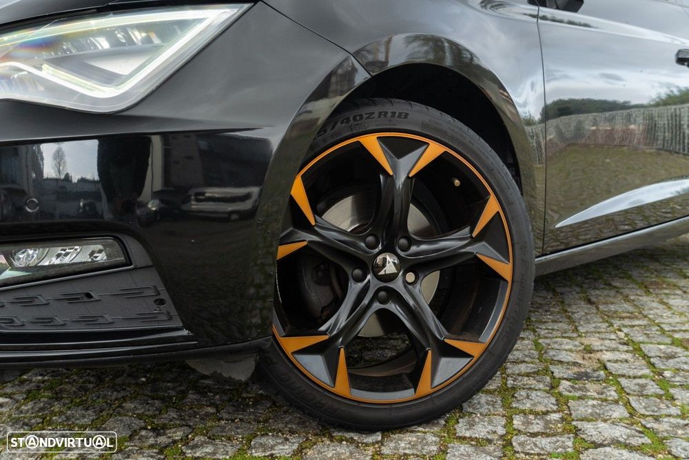 SEAT Leon 1.6 TDI S&S Style - 8