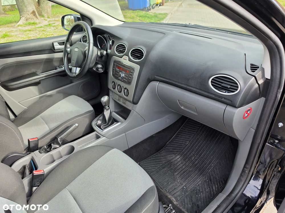 Ford Focus 1.6 16V Black Magic - 6