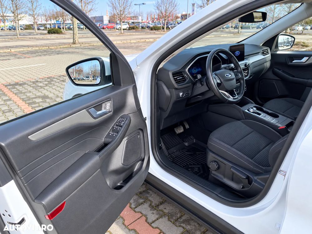 Ford Kuga 2022 photo 4