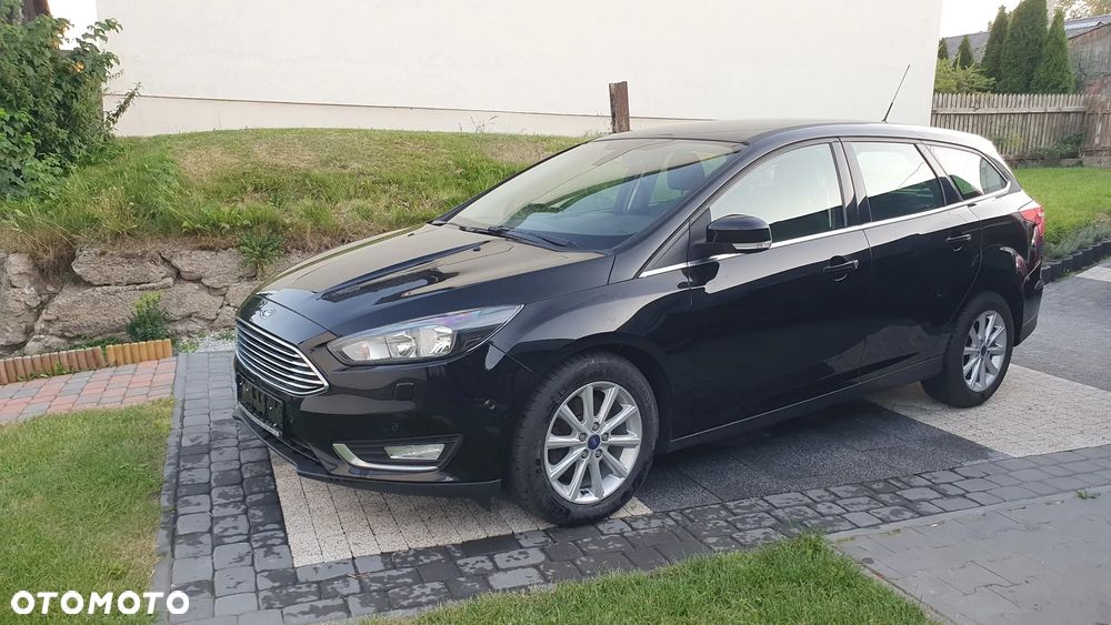 Ford Focus SW - 15