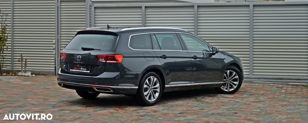 Volkswagen Passat Variant 2.0 TDI DSG Highline - 14