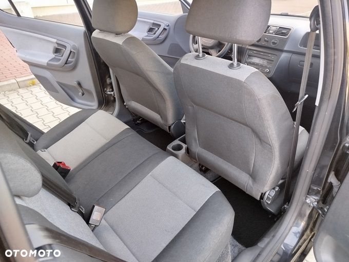 Skoda Fabia 1.4 MPI FAMILY - 11