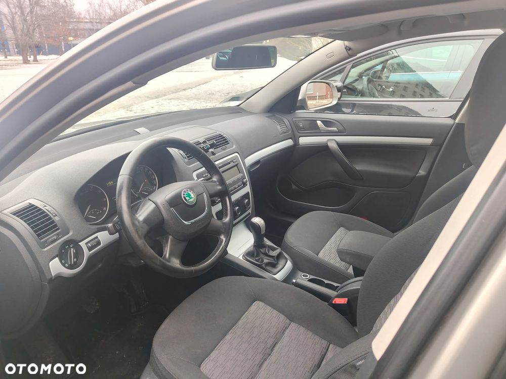 Skoda Octavia 1.8 TSI 4x4 Ambiente - 3