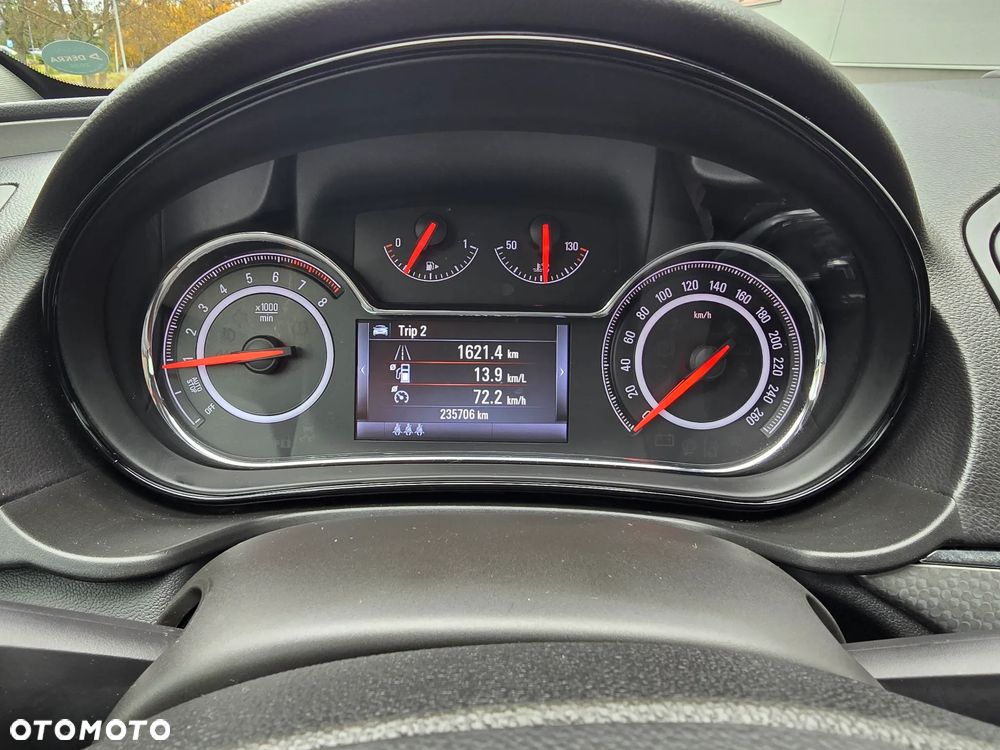 Opel Insignia - 6