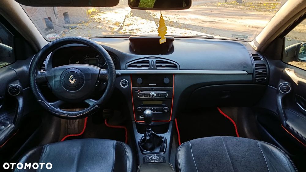Renault Laguna - 16