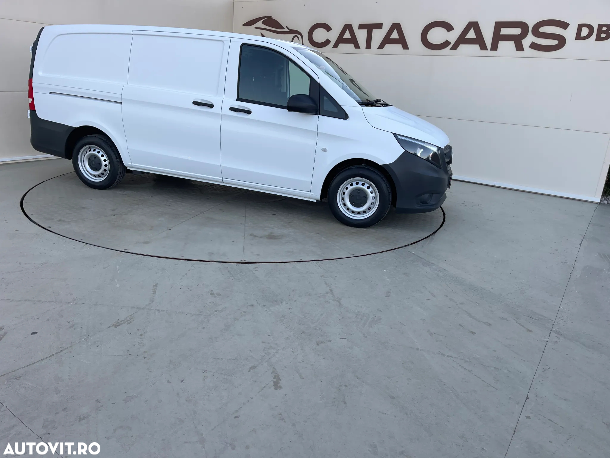 Mercedes-Benz Vito 111CDI LUNG USI SPATE - 19
