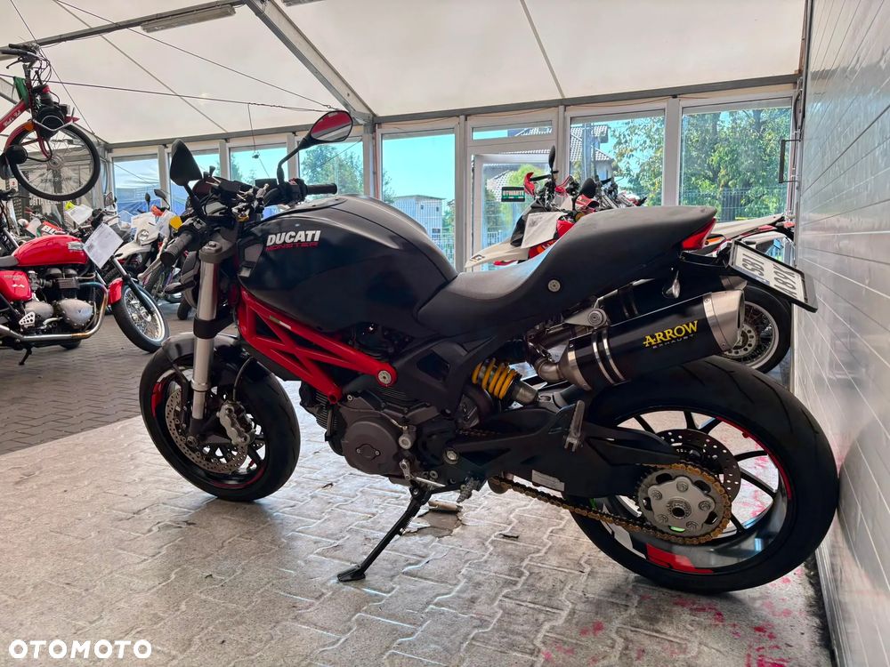 Ducati Monster - 16