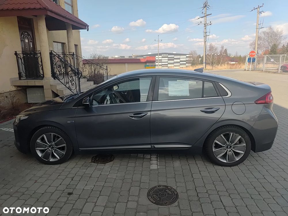 Hyundai IONIQ Hybrid Business - 1