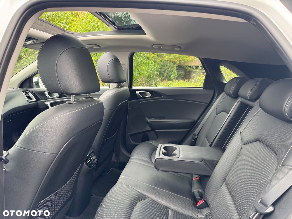 Kia Ceed 1.6 CRDi GT Line - 17