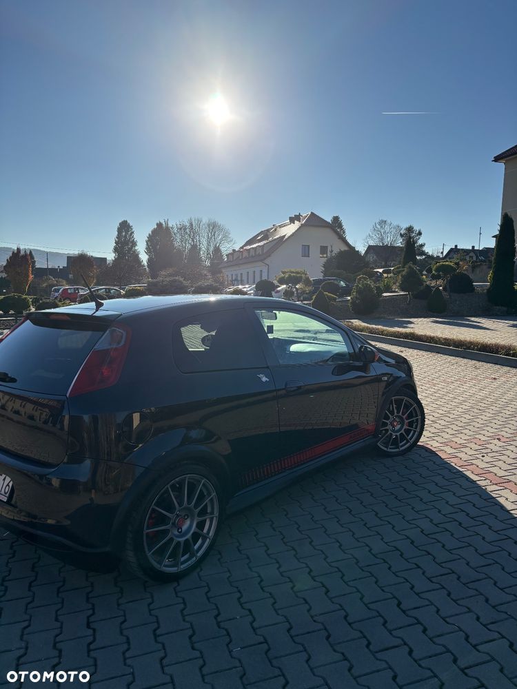 Abarth Grande Punto - 4