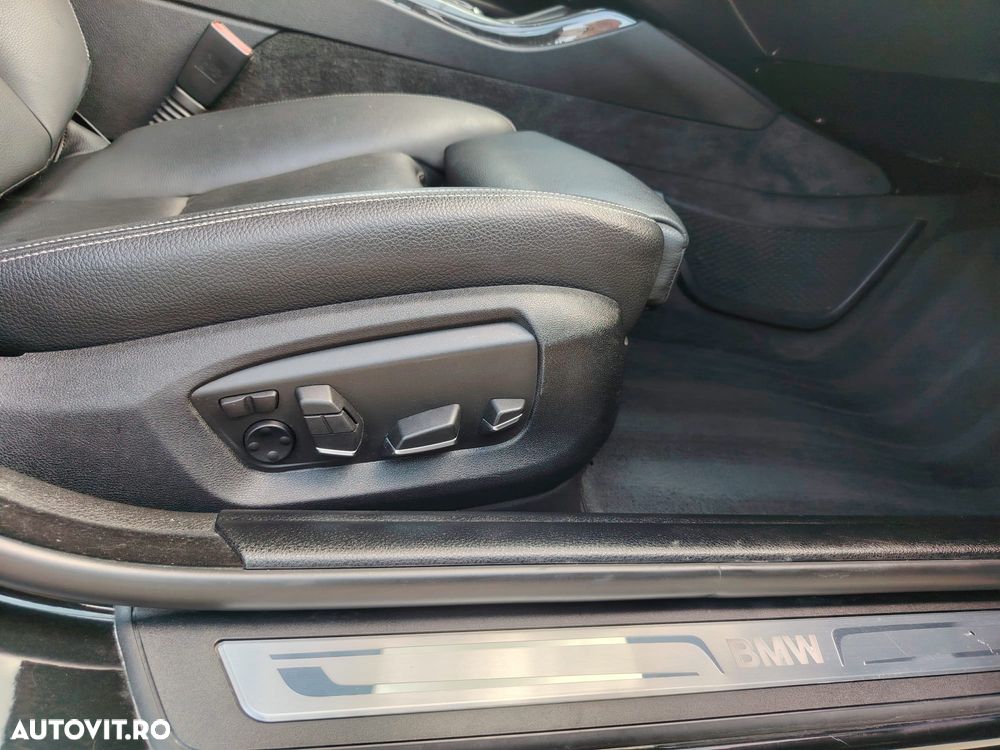 BMW Seria 5 520d xDrive Aut. Luxury Line - 31